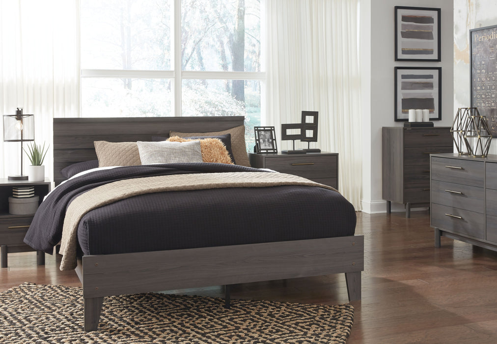 Brymont - Panel Platform Bed