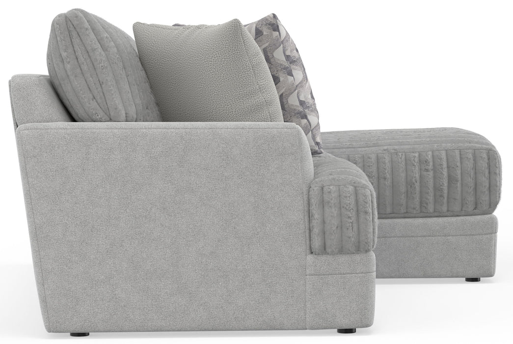 Titan - Sectional With Comfort Coil Seating And Accent Pillows