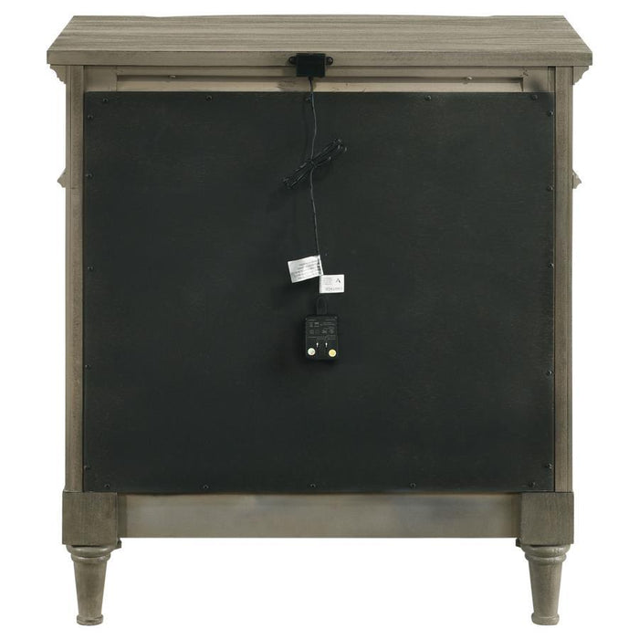 Alderwood - 3-Drawer Nightstand - French Gray