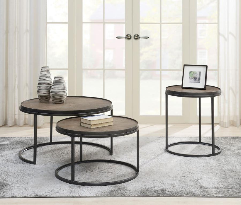 Rodrigo - 2 Piece Round Nesting Tables - Weathered Elm