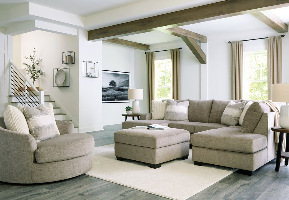 Creswell - Sectional Set