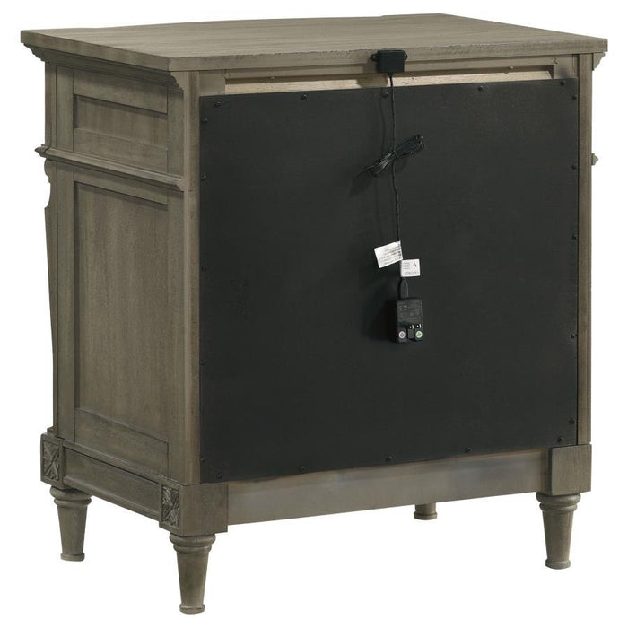 Alderwood - 3-Drawer Nightstand - French Gray